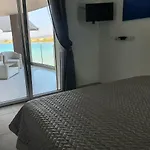 Delfini Sul Mare * Golfo Aranci