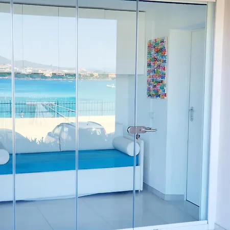 Delfini Sul Mare Appartement *