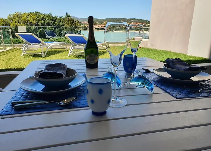 Delfini Sul Mare Апартаменты *